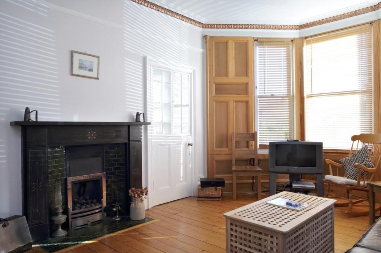 Central And Spacious 2 Bedroom Flat With Garden Edimburgo Exterior foto