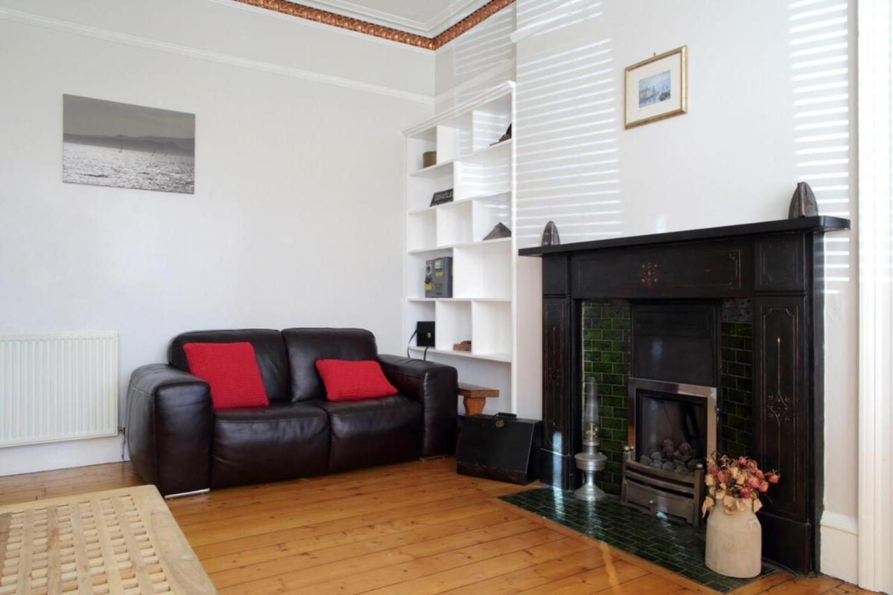 Central And Spacious 2 Bedroom Flat With Garden Edimburgo Exterior foto